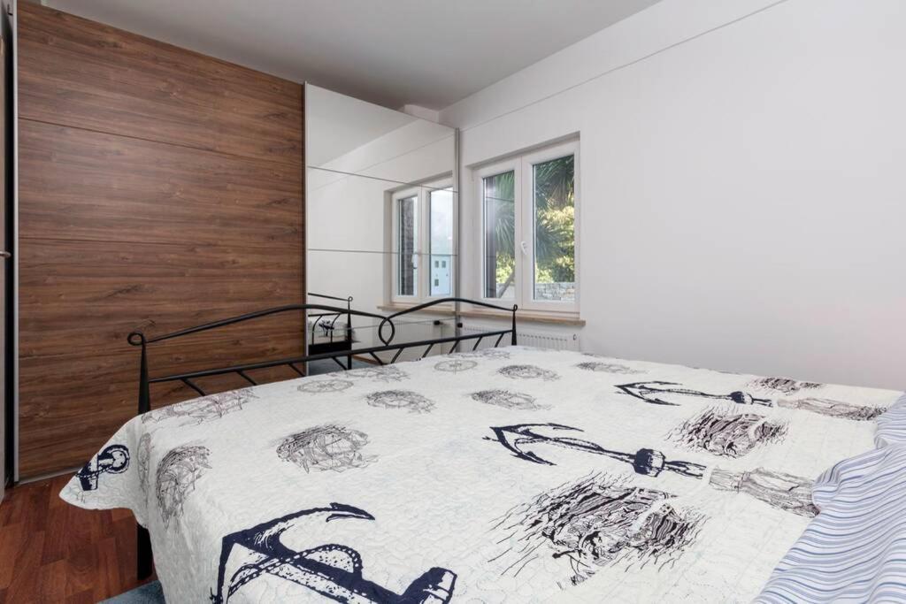 Predivan Novouredeni Apartman U Blizini Mora Banjole Dış mekan fotoğraf